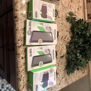 BRAND NEW ARM BAND WITH PHONE CASE!